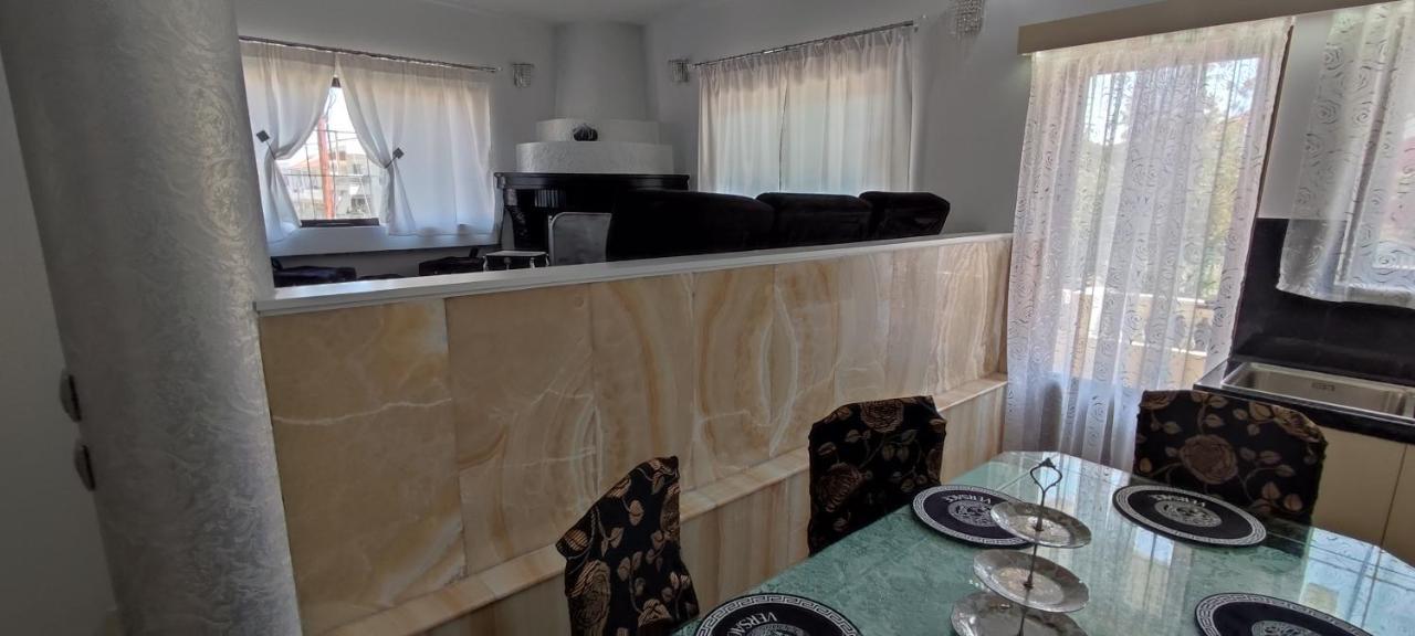 Ixian House Apartment Luaran gambar